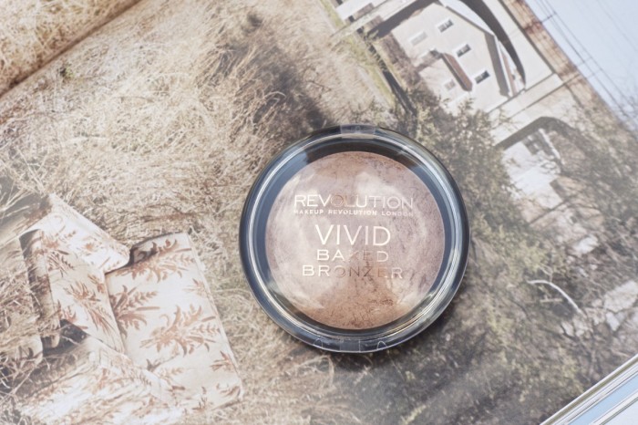 Made From Beauty 5 Under £5: Complexion Makeup Revolution Baked Bronzer Ready to go