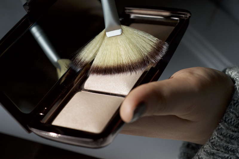 Made From Beauty The Hourglass Ambient Lighting Palette