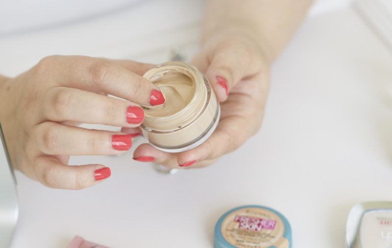 Rimmel Fresher Skin Foundation Review