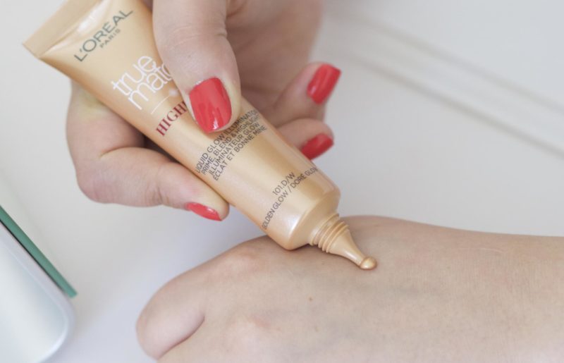 Ture Match Liquid Highlight in Golden Glow