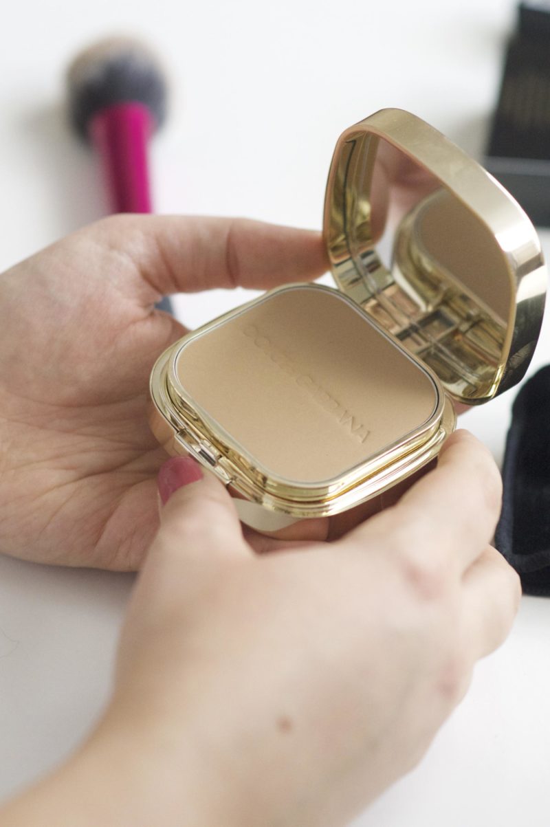 Dolce and Gabbana Perfect Finish Powder Foundation Review