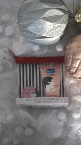 Vaseline Lulu Guinness Bag Gift Set