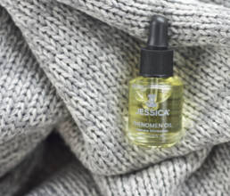 Made From Beauty Jessica Phenomena Oil Review